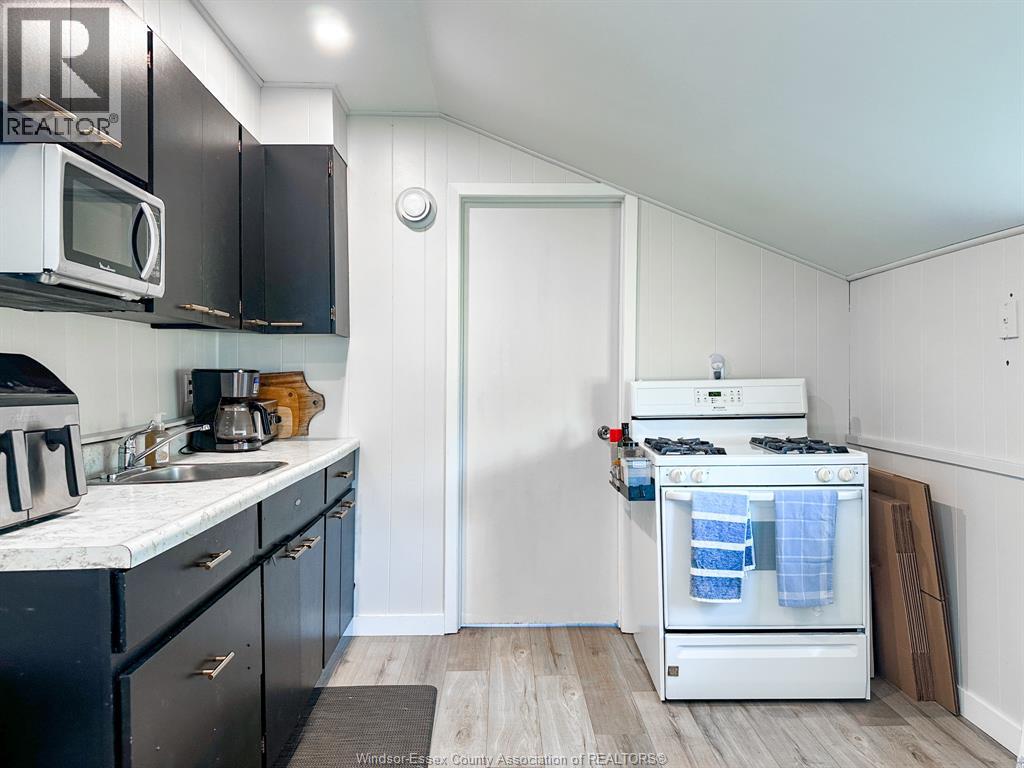 Photo 18 of 100 Wilson Avenue, Essex ON
