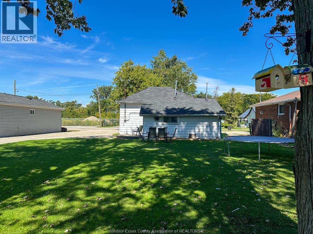 Photo 25 of 100 Wilson Avenue, Essex ON