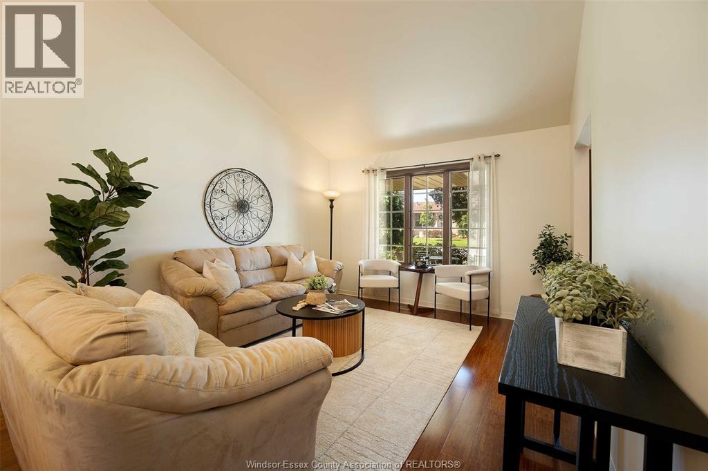 Photo 15 of 34 Cherrywood Avenue, Leamington ON