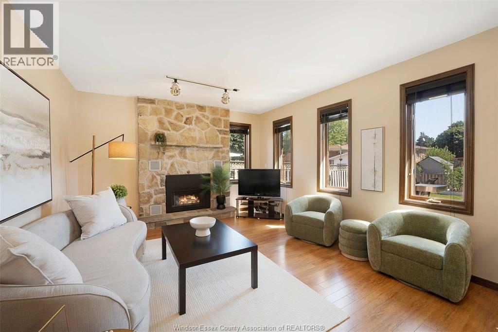 Photo 23 of 34 Cherrywood Avenue, Leamington ON