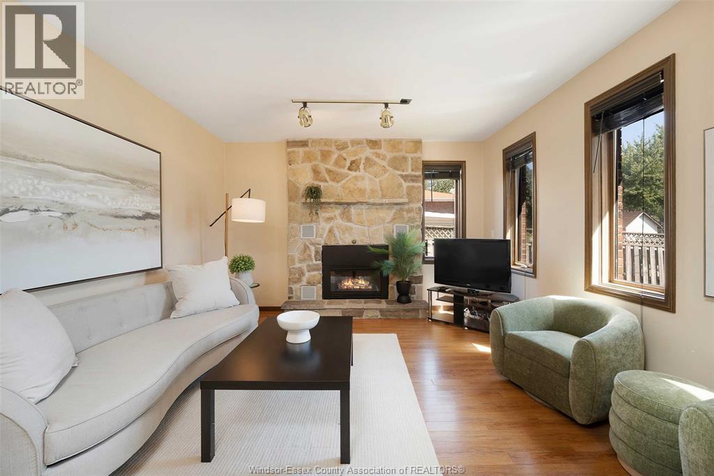 Photo 24 of 34 Cherrywood Avenue, Leamington ON