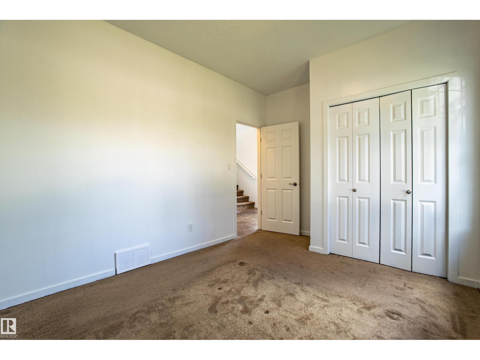 Photo 18 of 4062 Alexander Wy Sw, Edmonton AB