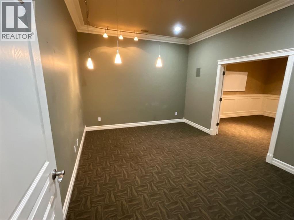 Photo 12 of 2 7429 49 Avenue, Red Deer AB