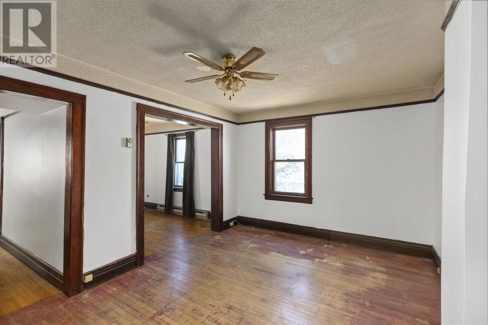 Photo 12 of 478 Douglas St, Sault Ste Marie ON