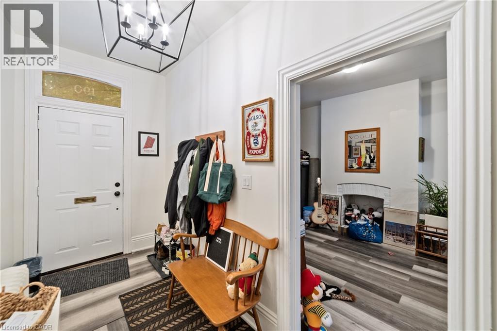 Photo 15 of 188 S Caroline Street S, Hamilton ON