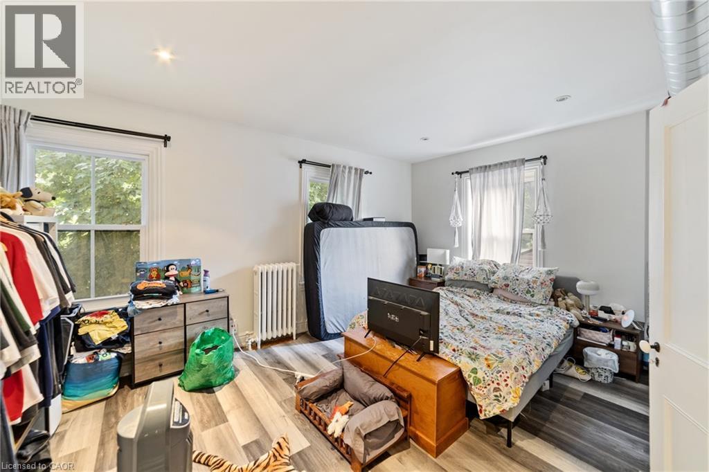 Photo 21 of 188 S Caroline Street S, Hamilton ON