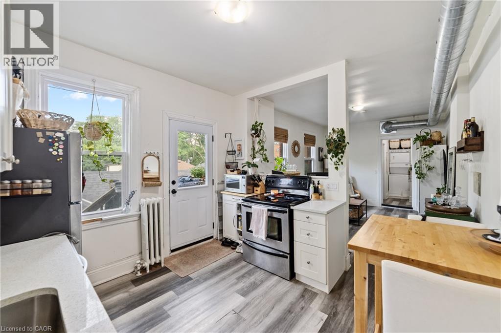 Photo 22 of 188 S Caroline Street S, Hamilton ON