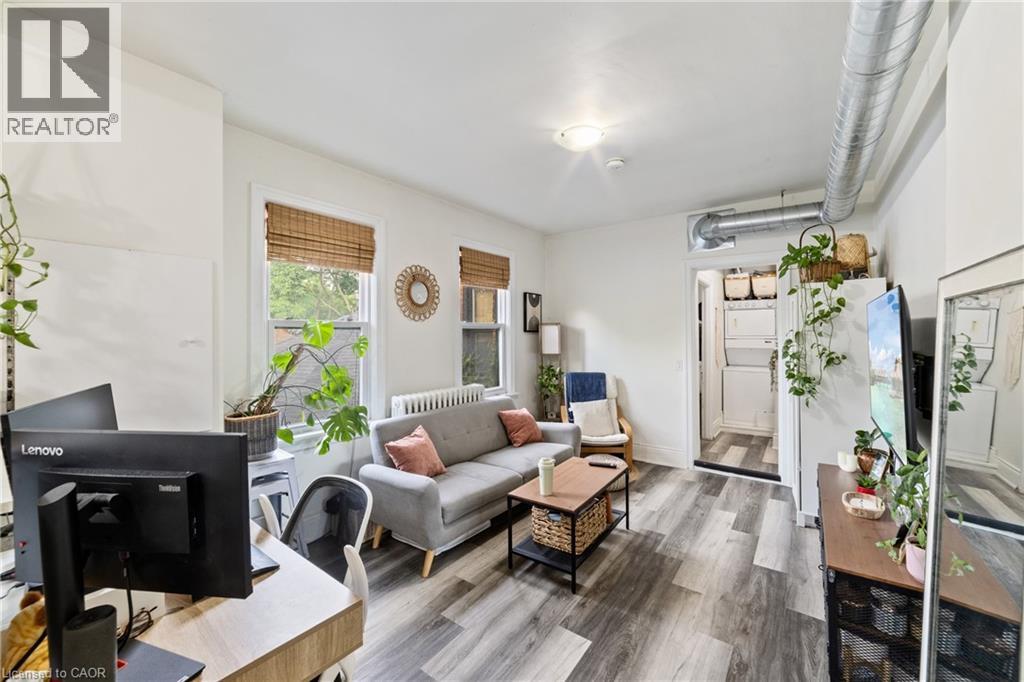 Photo 25 of 188 S Caroline Street S, Hamilton ON