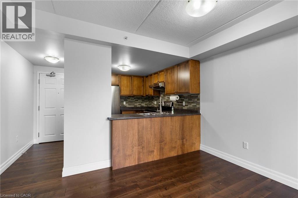 Photo 6 of 67 Kingsbury Square Unit 307, Guelph ON