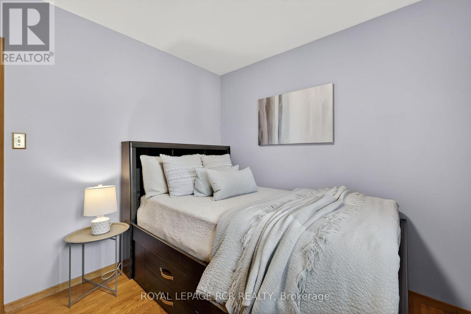 Photo 14 of 217 Zina Street, Orangeville ON