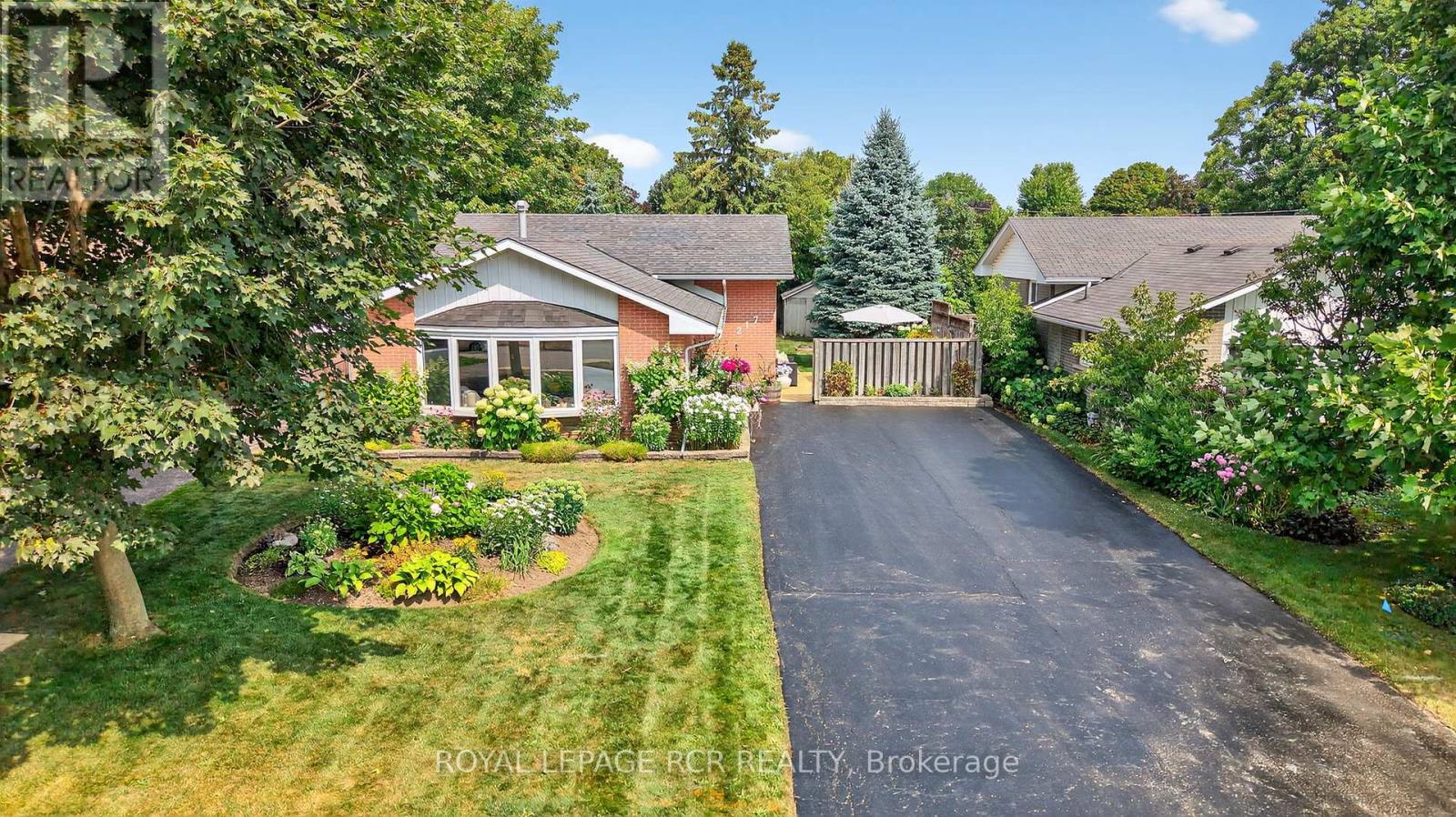 Photo 28 of 217 Zina Street, Orangeville ON