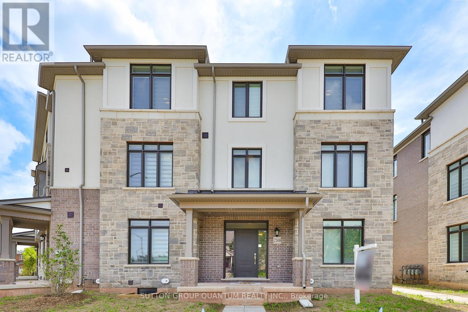 Photo 1 of 2168 Postmaster Drive, Oakville ON