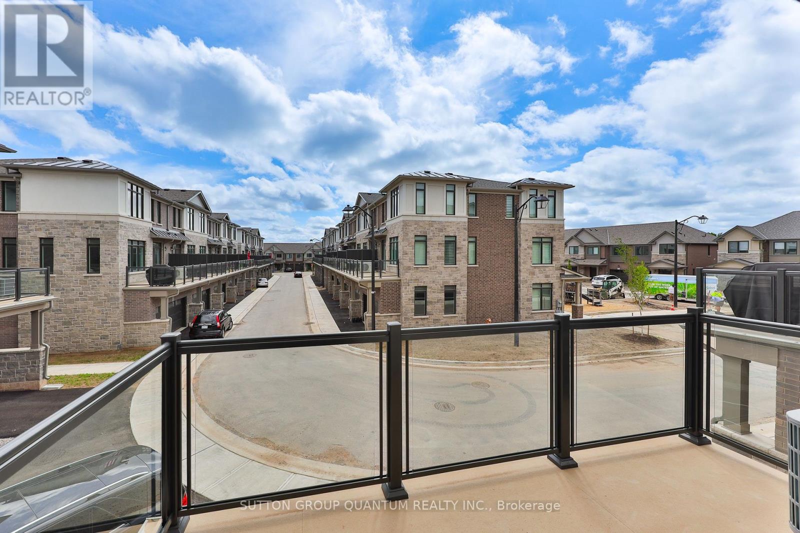 Photo 42 of 2168 Postmaster Drive, Oakville ON