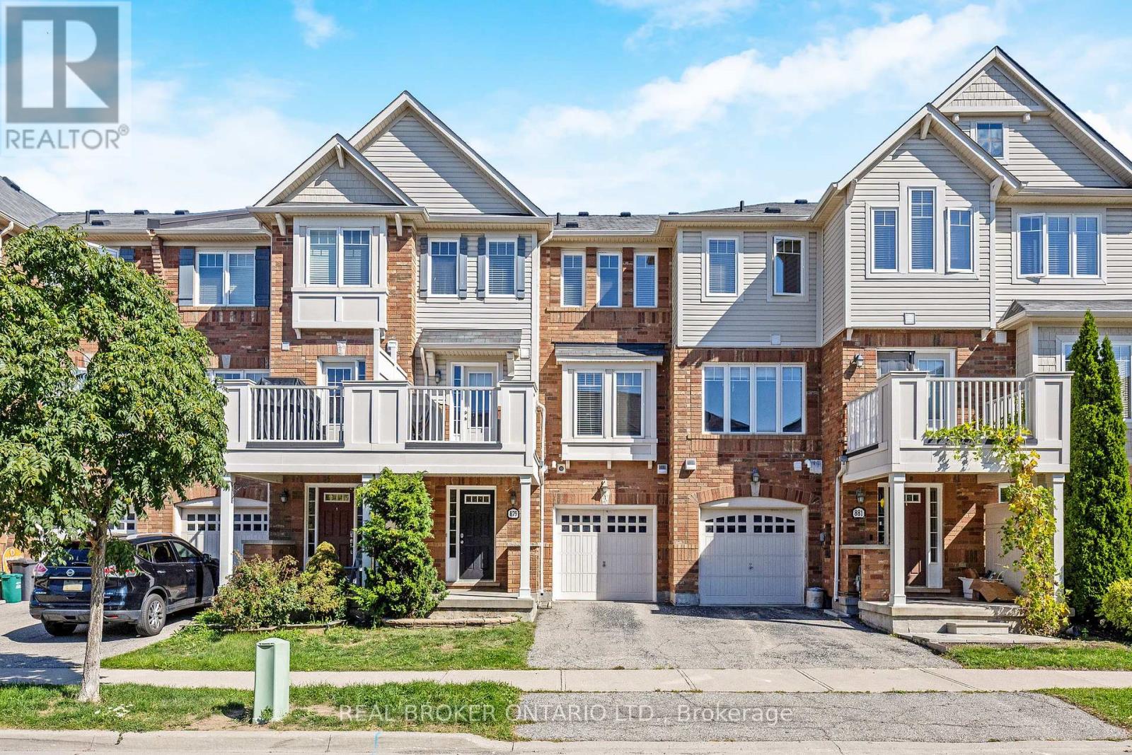 Photo 1 of 879 Willingdon Crescent, Milton ON