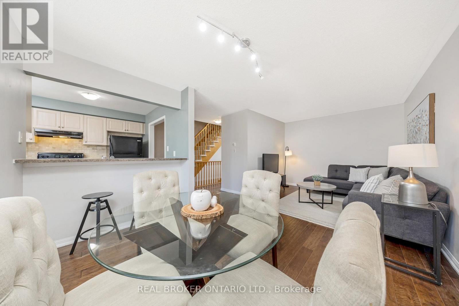 Photo 12 of 879 Willingdon Crescent, Milton ON