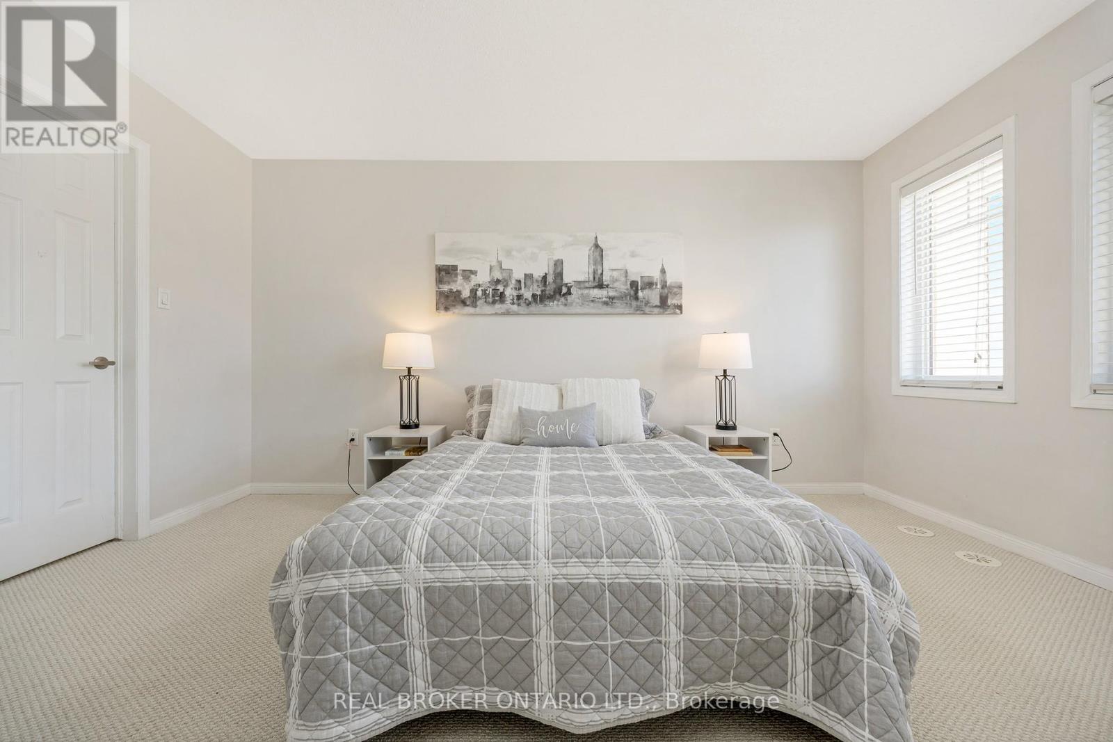 Photo 23 of 879 Willingdon Crescent, Milton ON