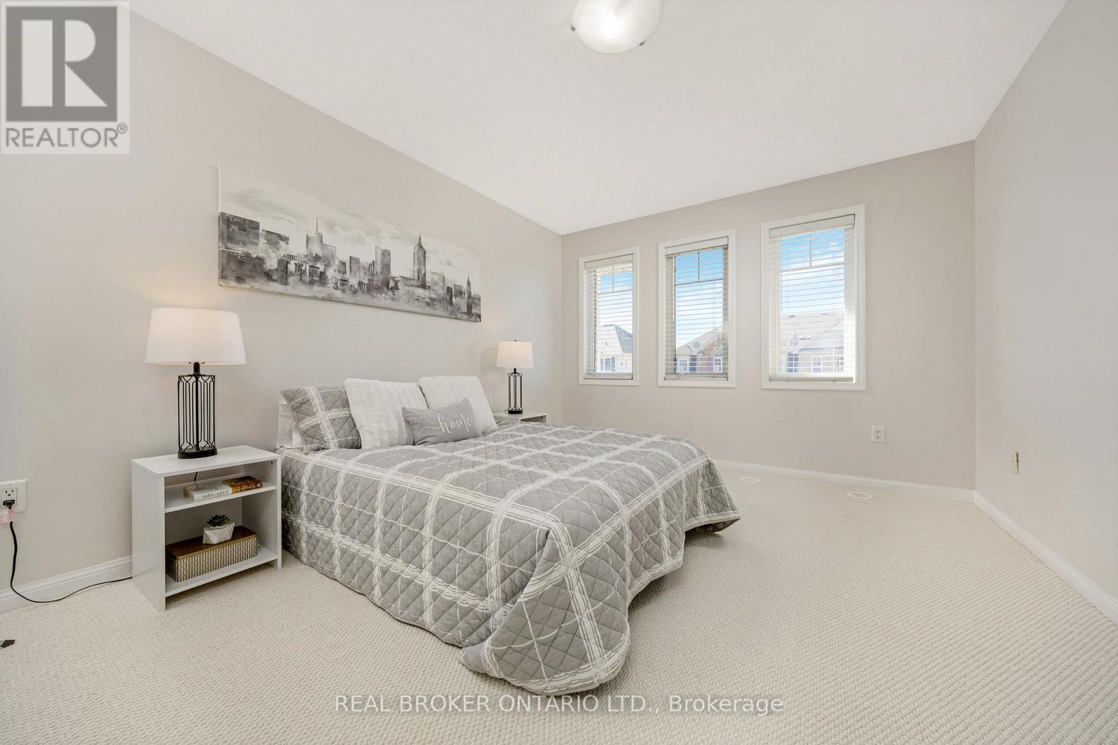 Photo 24 of 879 Willingdon Crescent, Milton ON
