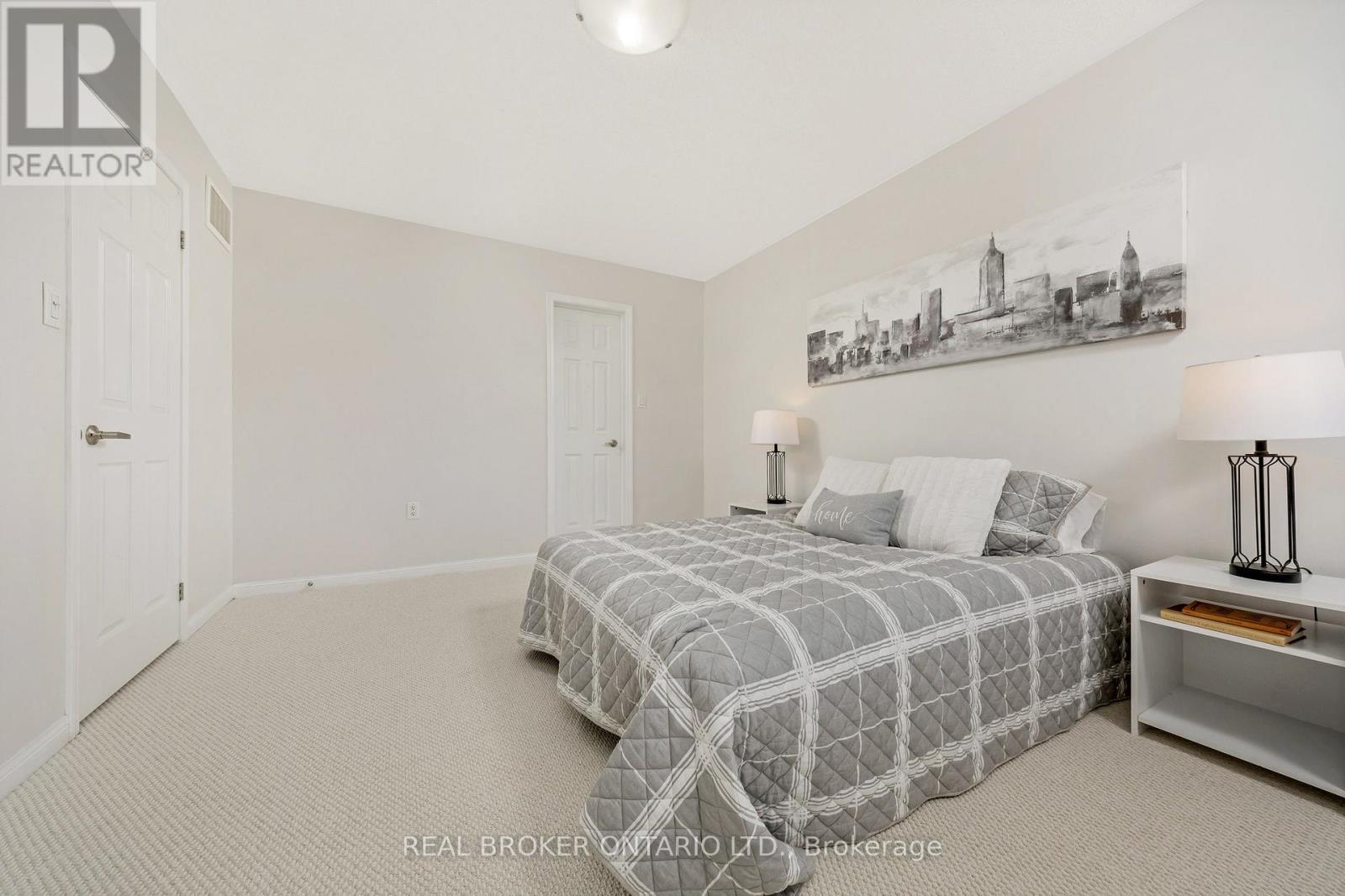 Photo 25 of 879 Willingdon Crescent, Milton ON