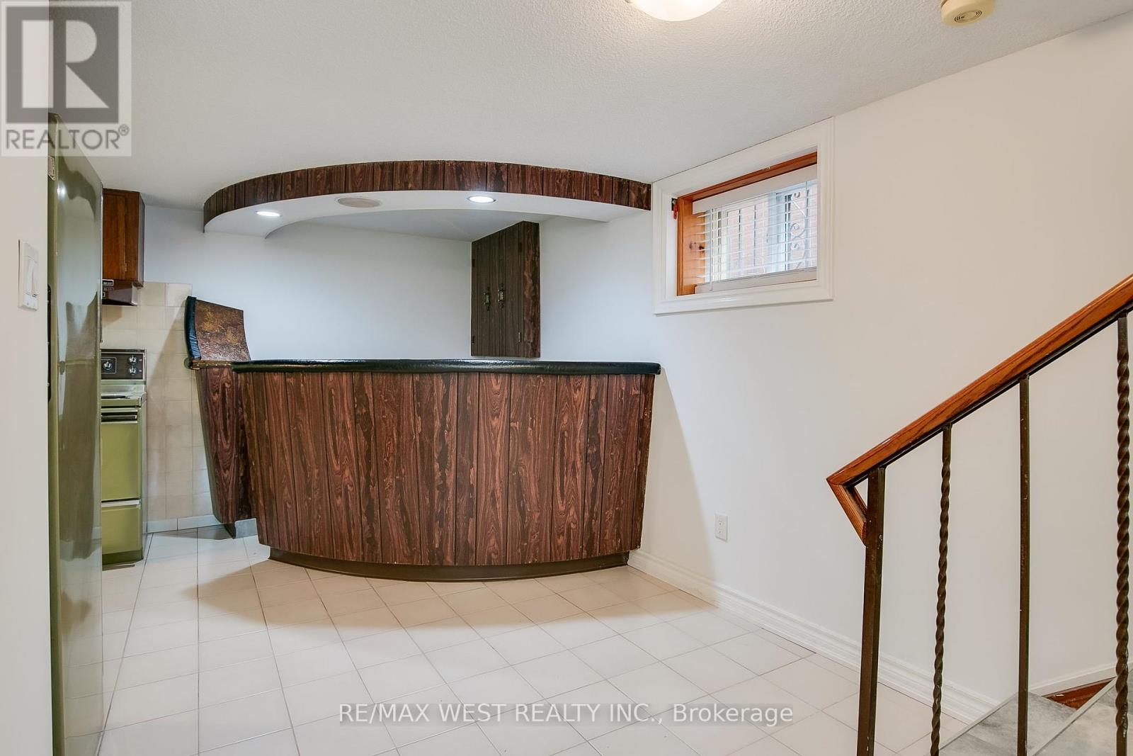 Photo 25 of 50 Larchmere Avenue, Toronto ON