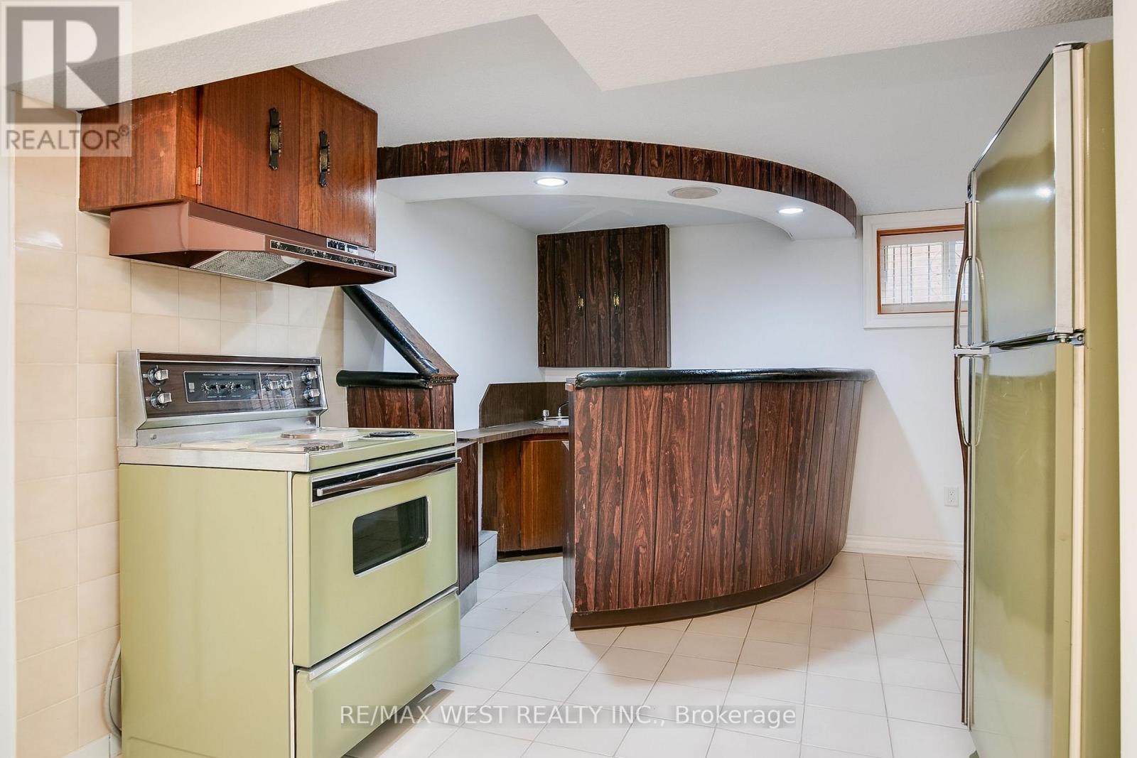 Photo 26 of 50 Larchmere Avenue, Toronto ON