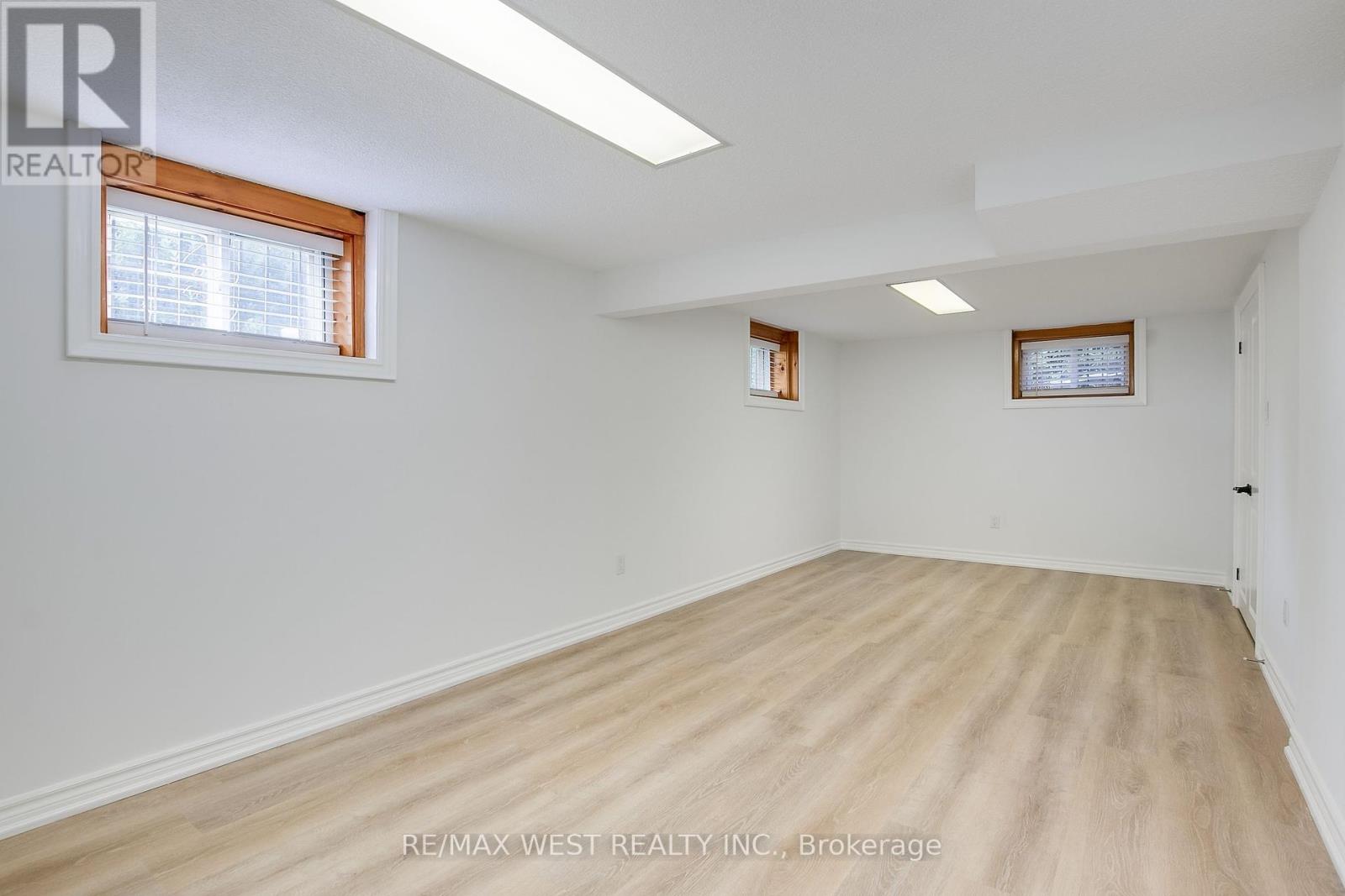 Photo 28 of 50 Larchmere Avenue, Toronto ON
