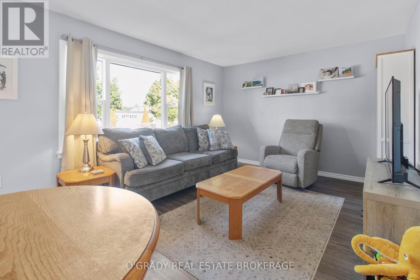 Photo 15 of 573 Edward Street, Prescott ON