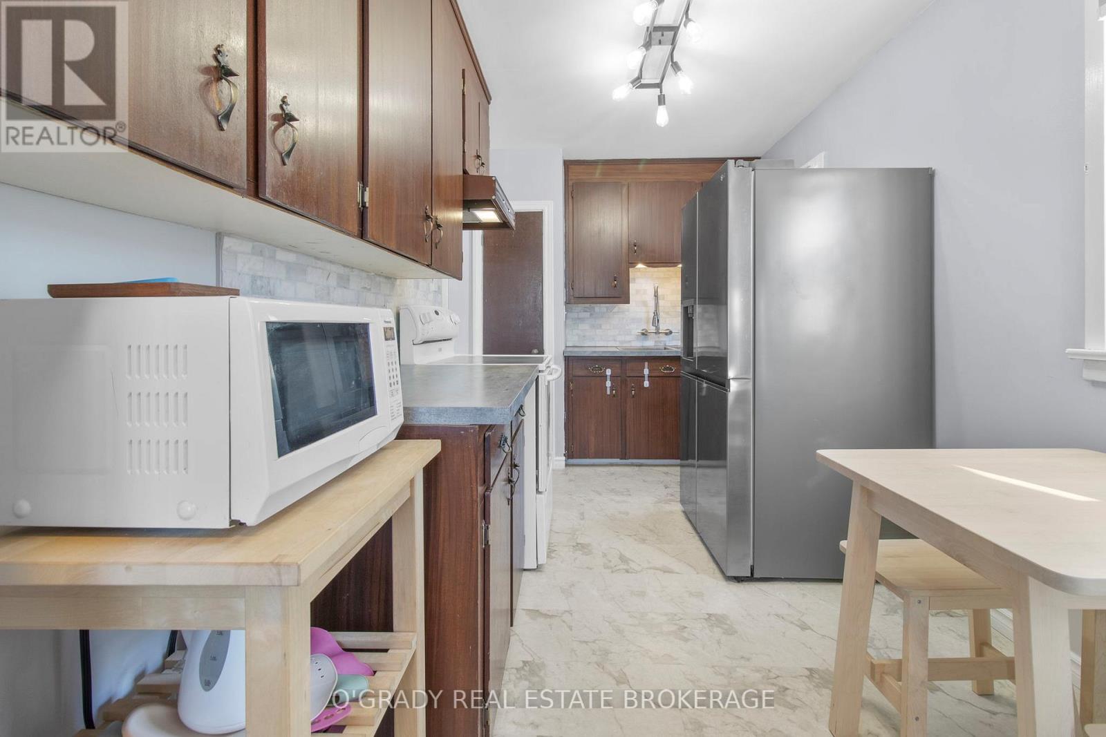 Photo 9 of 573 Edward Street, Prescott ON