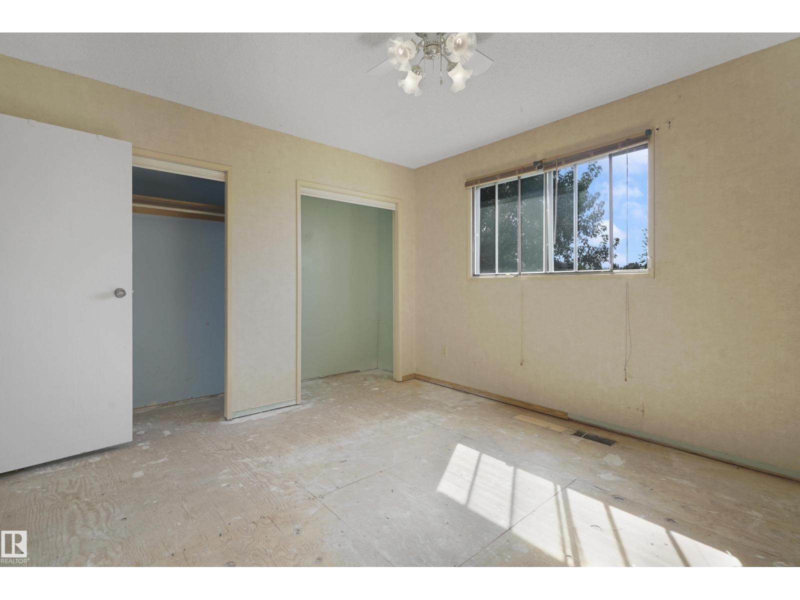 Photo 19 of 6222 11 Av Nw, Edmonton AB