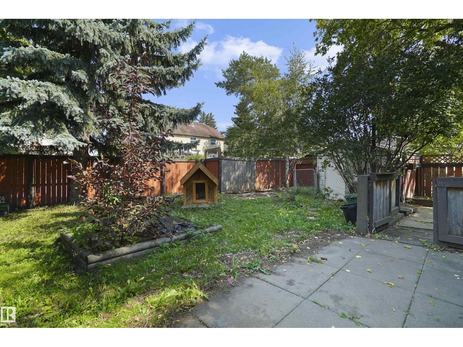 Photo 33 of 6222 11 Av Nw, Edmonton AB