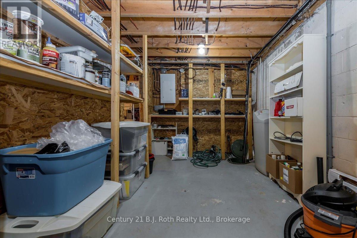 Photo 22 of 14 Meadows Lane, Tiny ON
