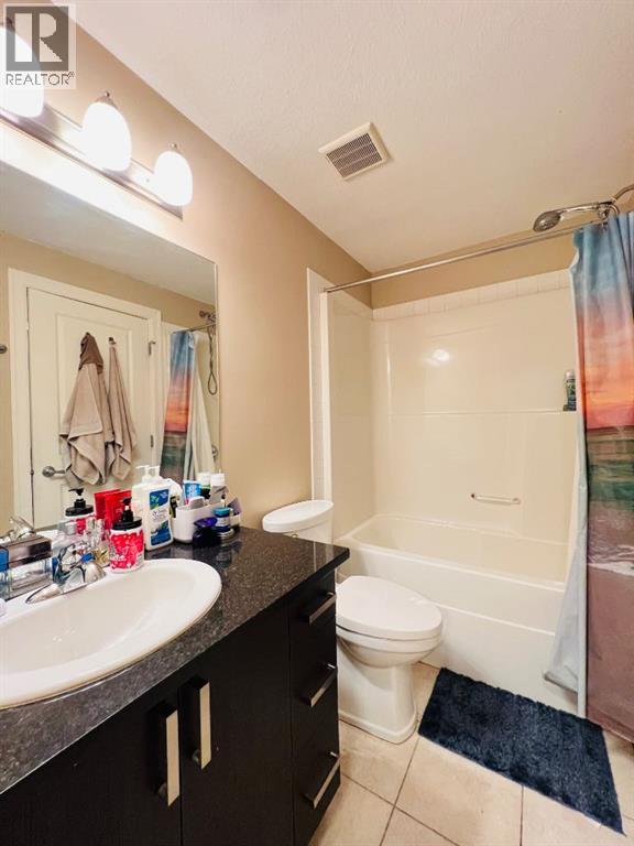 Photo 13 of 312 117 Copperpond Common Se, Calgary AB