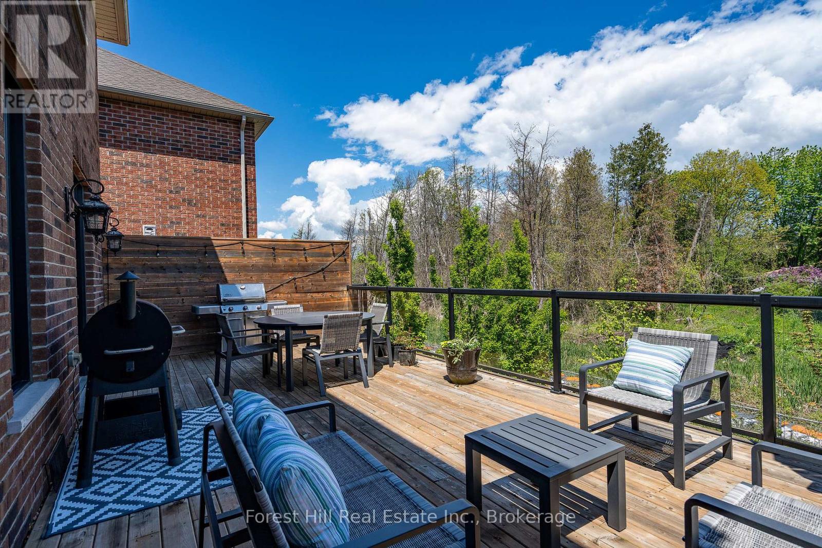 Photo 40 of 21 Marta Crescent, Barrie ON
