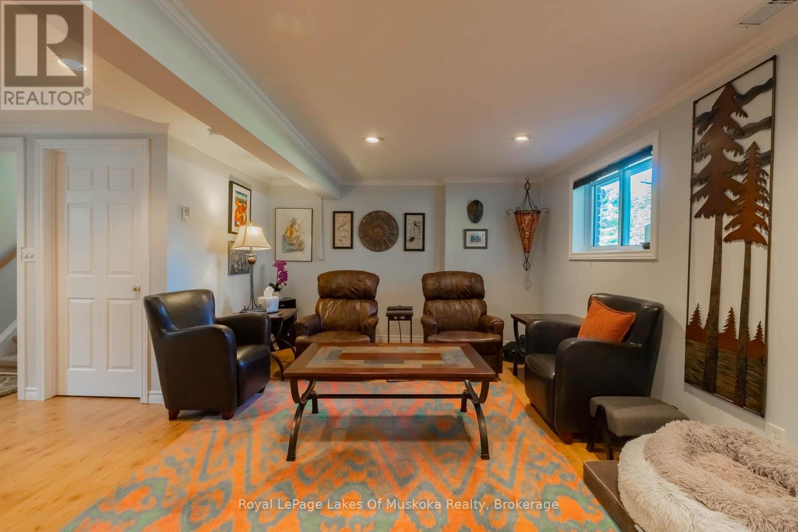 Photo 27 of 11 Meadow Park Drive, Huntsville ON