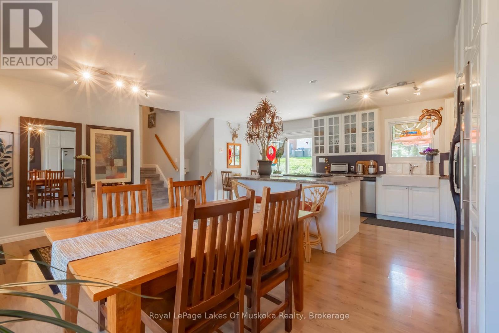 Photo 4 of 11 Meadow Park Drive, Huntsville ON