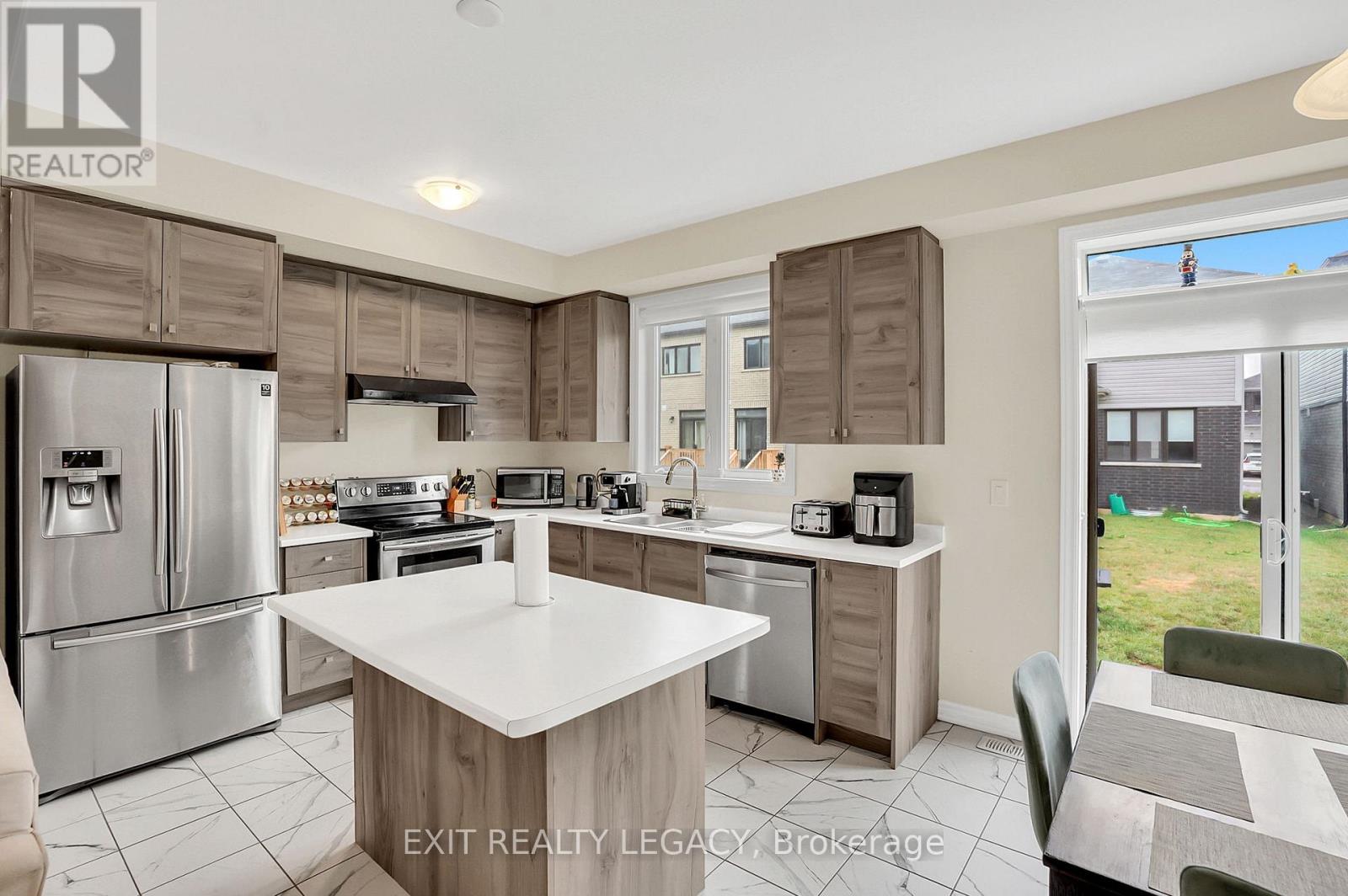 Photo 12 of 15 Sun Haven Lane, Thorold ON