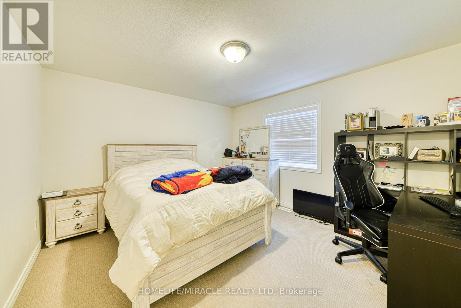 Photo 18 of 56 Flitton Avenue, Peterborough ON