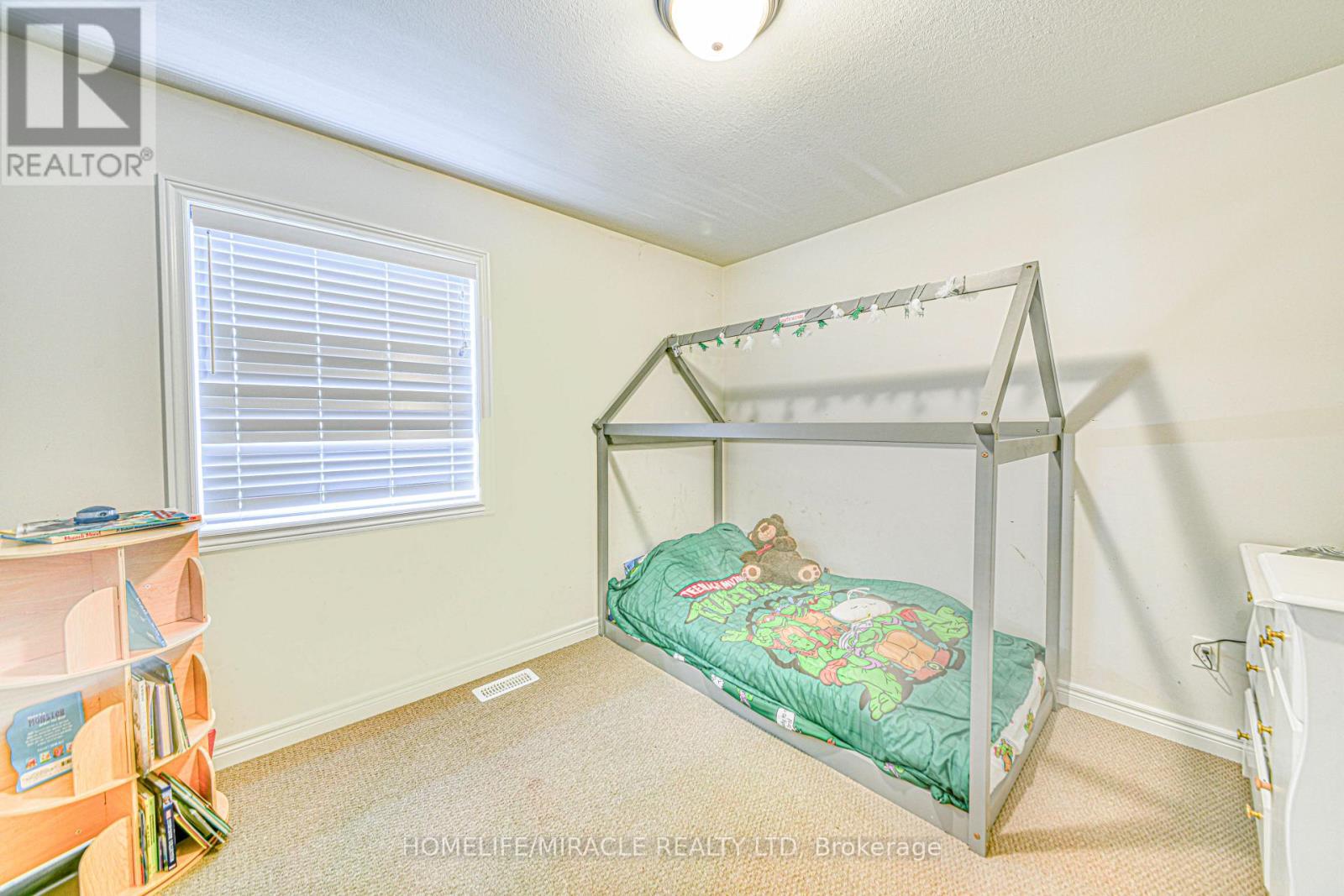 Photo 23 of 56 Flitton Avenue, Peterborough ON