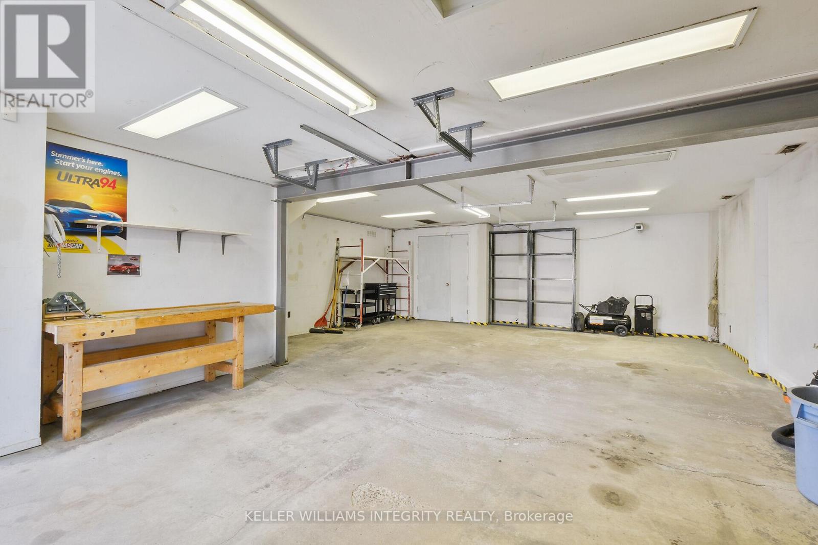 Photo 8 of 17 18 2485 Lancaster Road, Ottawa ON
