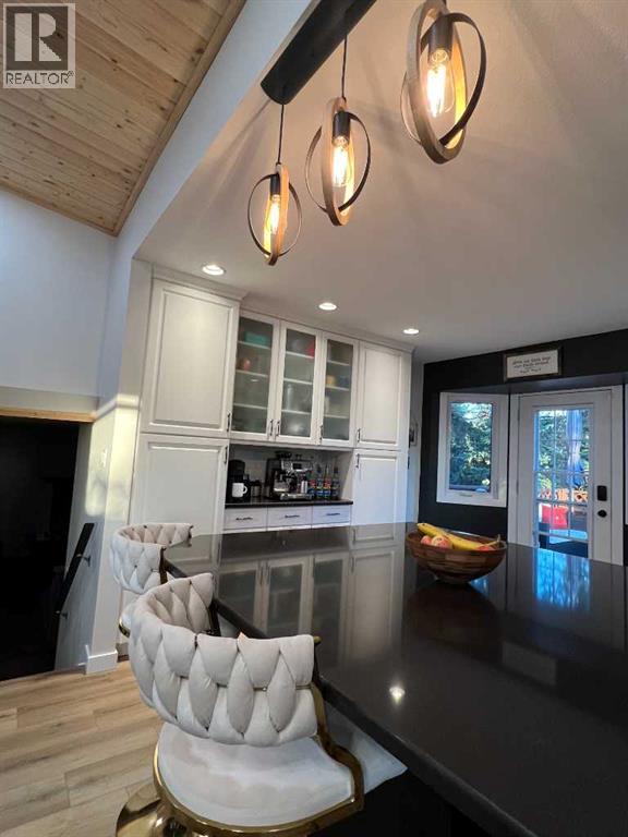 Photo 10 of 10302 82 Avenue, Grande Prairie AB