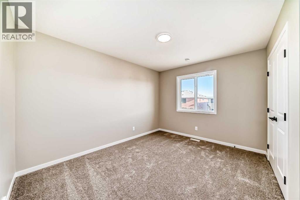 Photo 31 of 28 Magnolia Green Se, Calgary AB