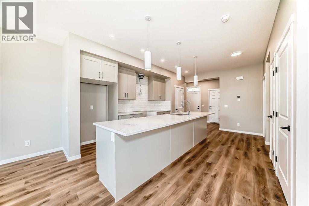Photo 6 of 28 Magnolia Green Se, Calgary AB