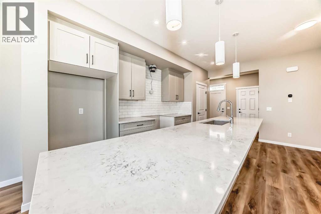 Photo 8 of 28 Magnolia Green Se, Calgary AB
