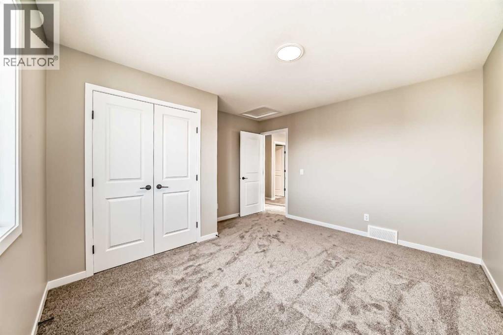 Photo 32 of 28 Magnolia Green Se, Calgary AB