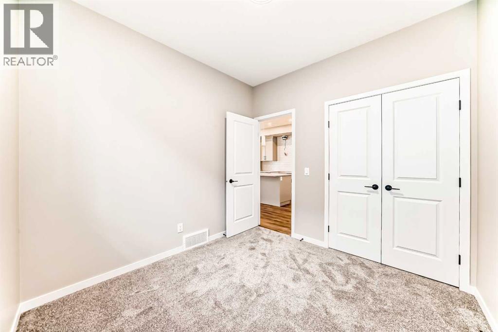 Photo 19 of 28 Magnolia Green Se, Calgary AB