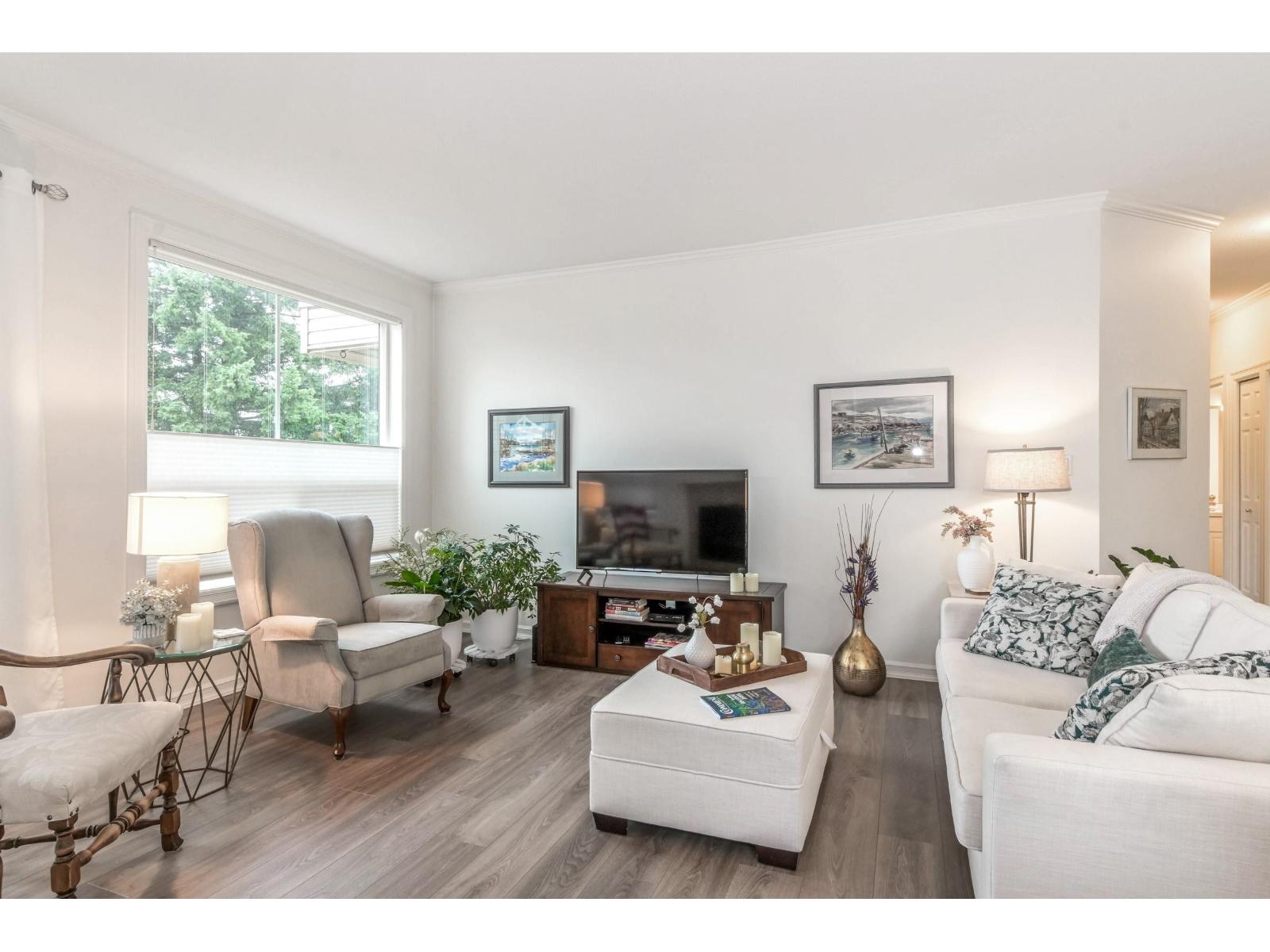 Photo 1 of 301 2772 Clearbrook Road, Abbotsford BC