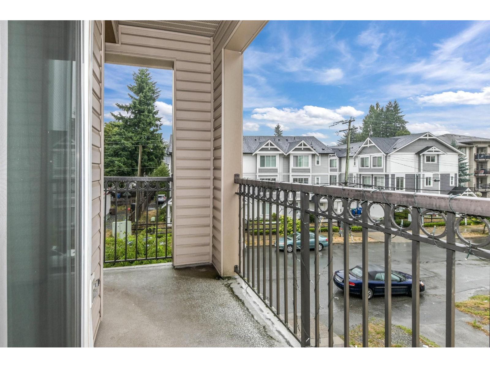 Photo 21 of 301 2772 Clearbrook Road, Abbotsford BC