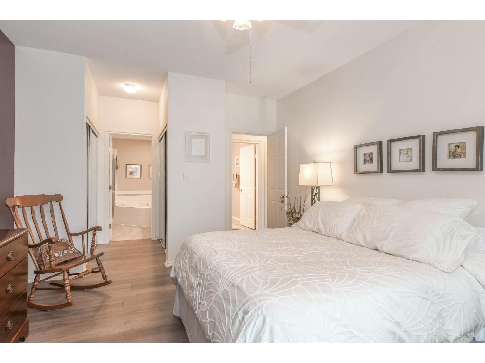 Photo 13 of 301 2772 Clearbrook Road, Abbotsford BC