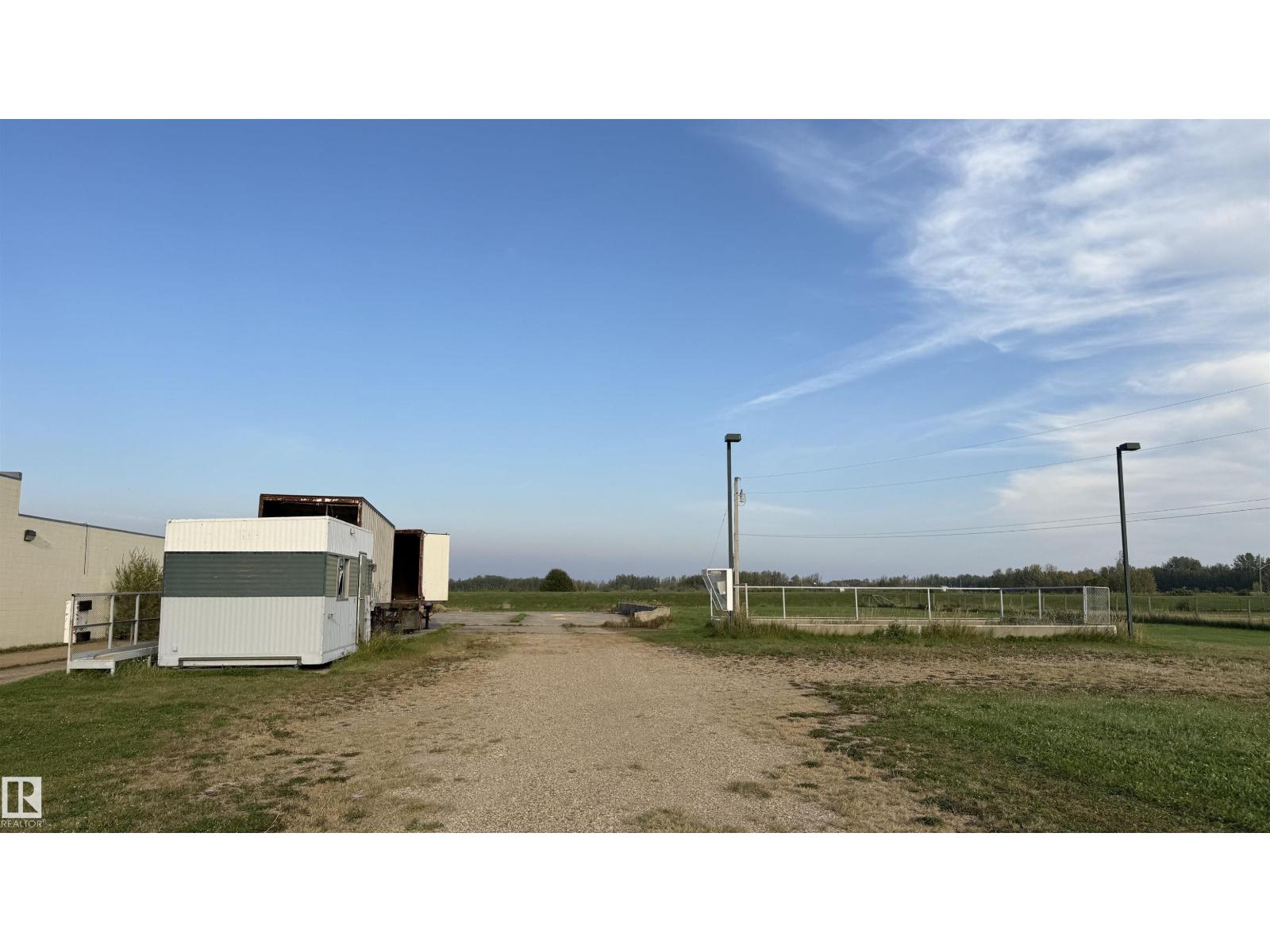 Photo 5 of 5713 50, Warburg AB