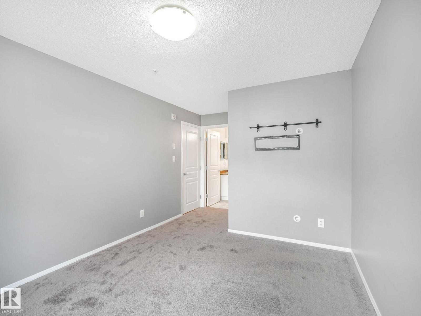 Photo 24 of 332 16035 132 St Nw, Edmonton AB