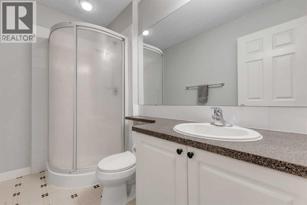 Photo 23 of 9 Sandarac Way Nw, Calgary AB